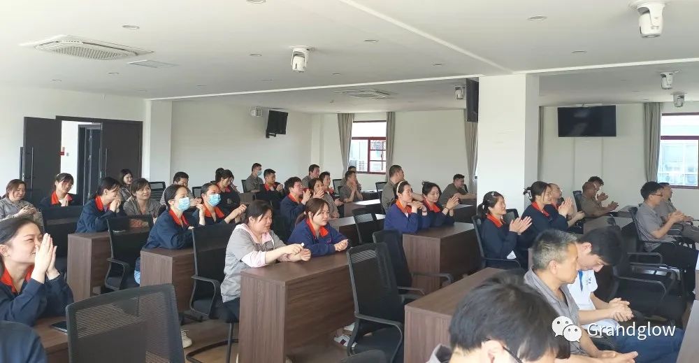 五月員工大會(huì)┃在勞動(dòng)的季節(jié)里大家匯聚一心